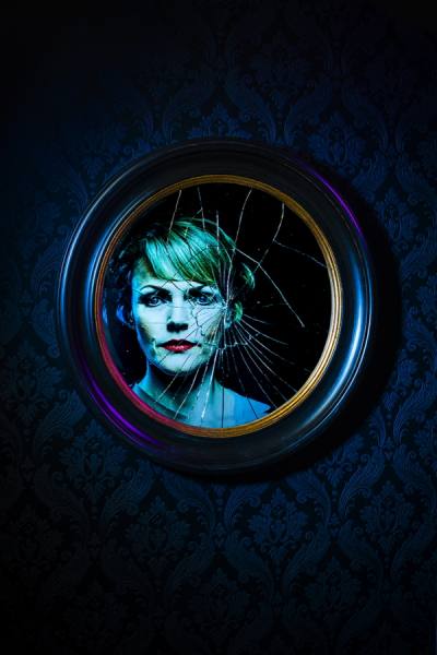 Photograph Jonathan Oakes A Streetcar Named Desire on One Eyeland